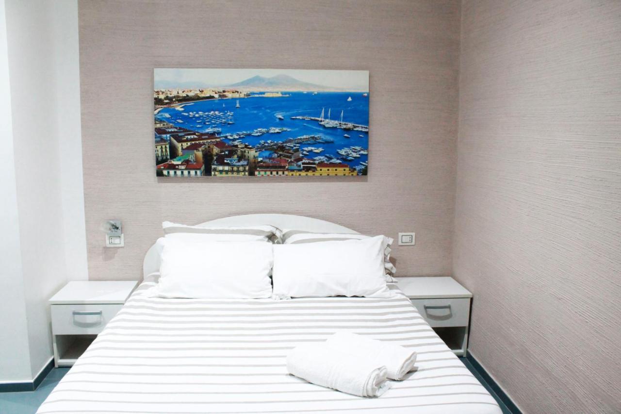 Mascalzone Latino Luxury Rooms Napels Buitenkant foto