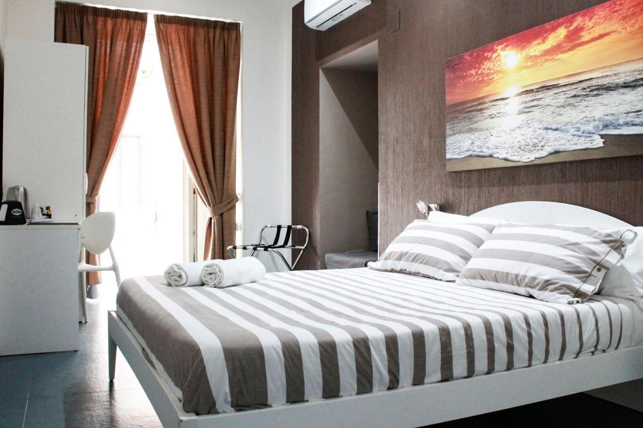 Mascalzone Latino Luxury Rooms Napels Buitenkant foto