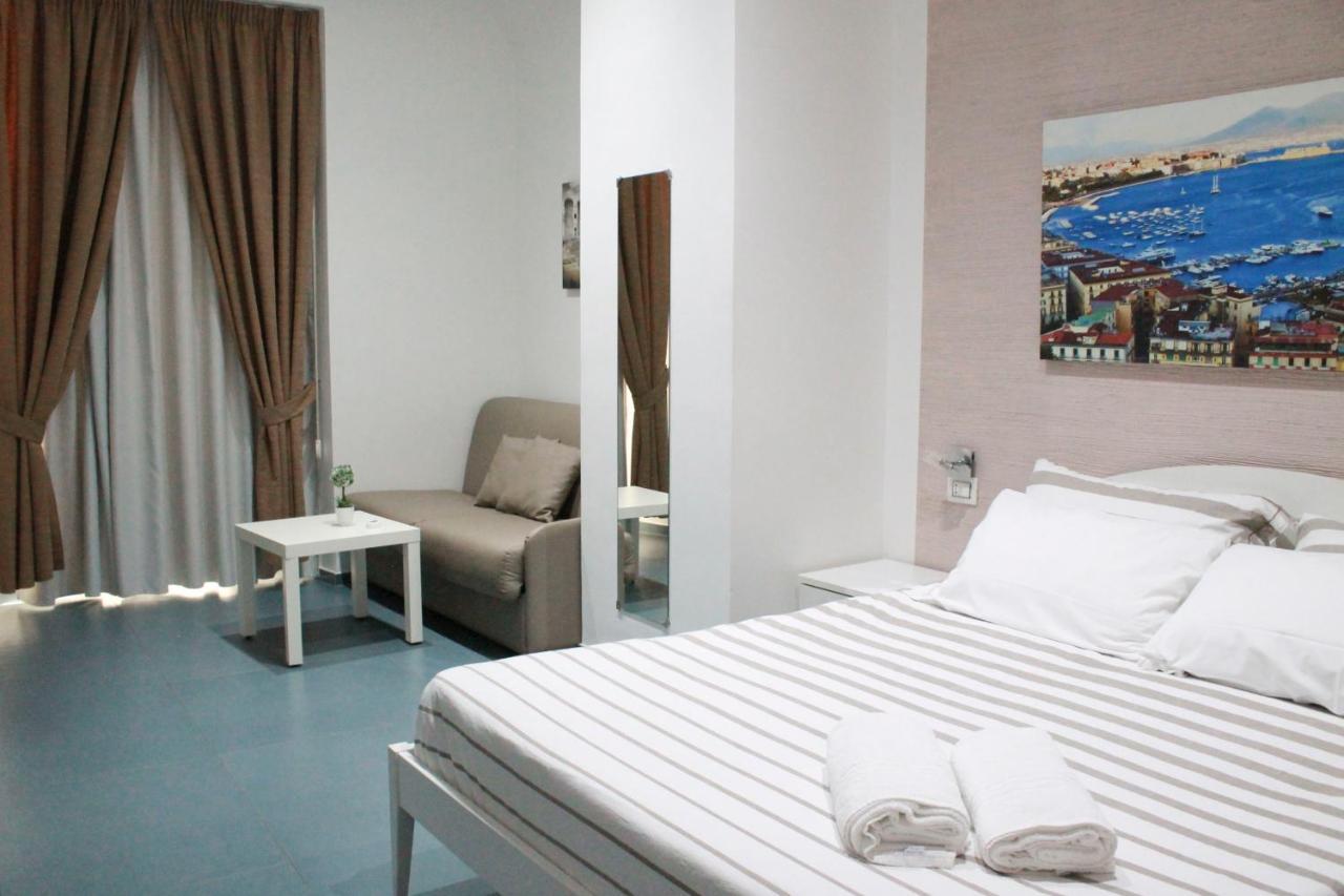 Mascalzone Latino Luxury Rooms Napels Buitenkant foto