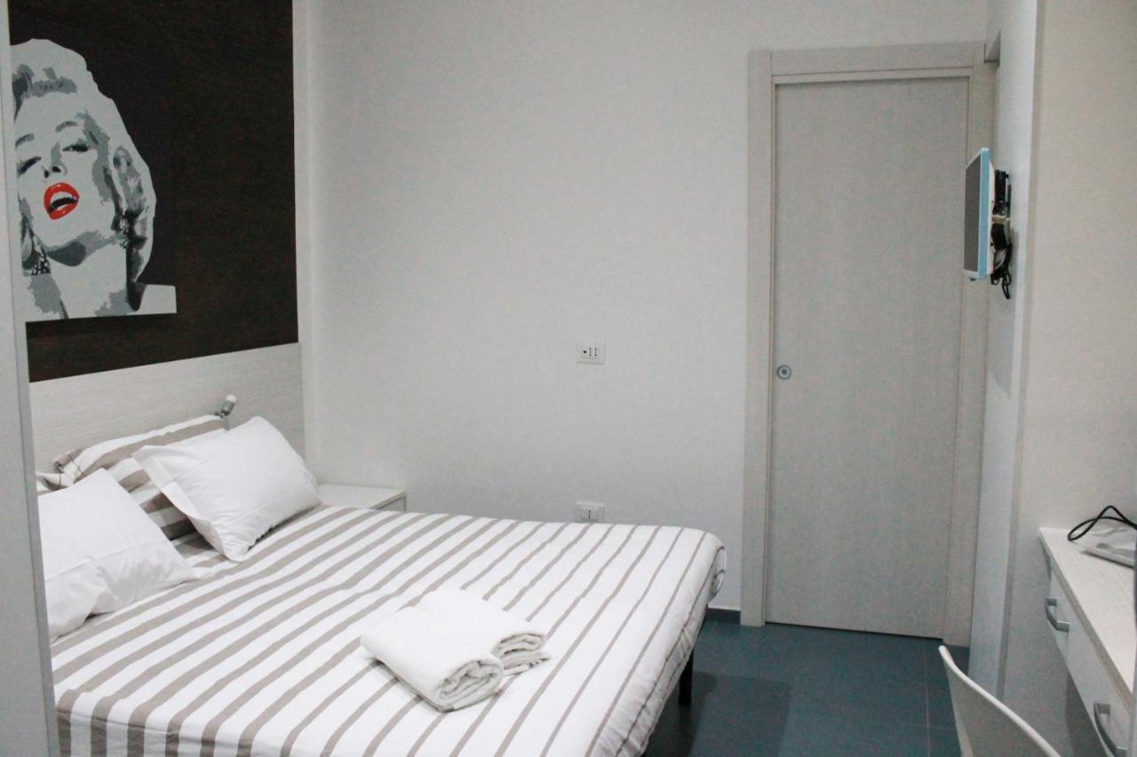 Mascalzone Latino Luxury Rooms Napels Buitenkant foto