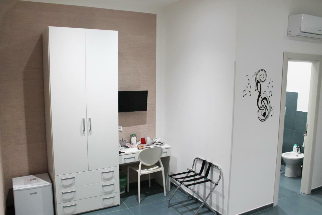 Mascalzone Latino Luxury Rooms Napels Buitenkant foto