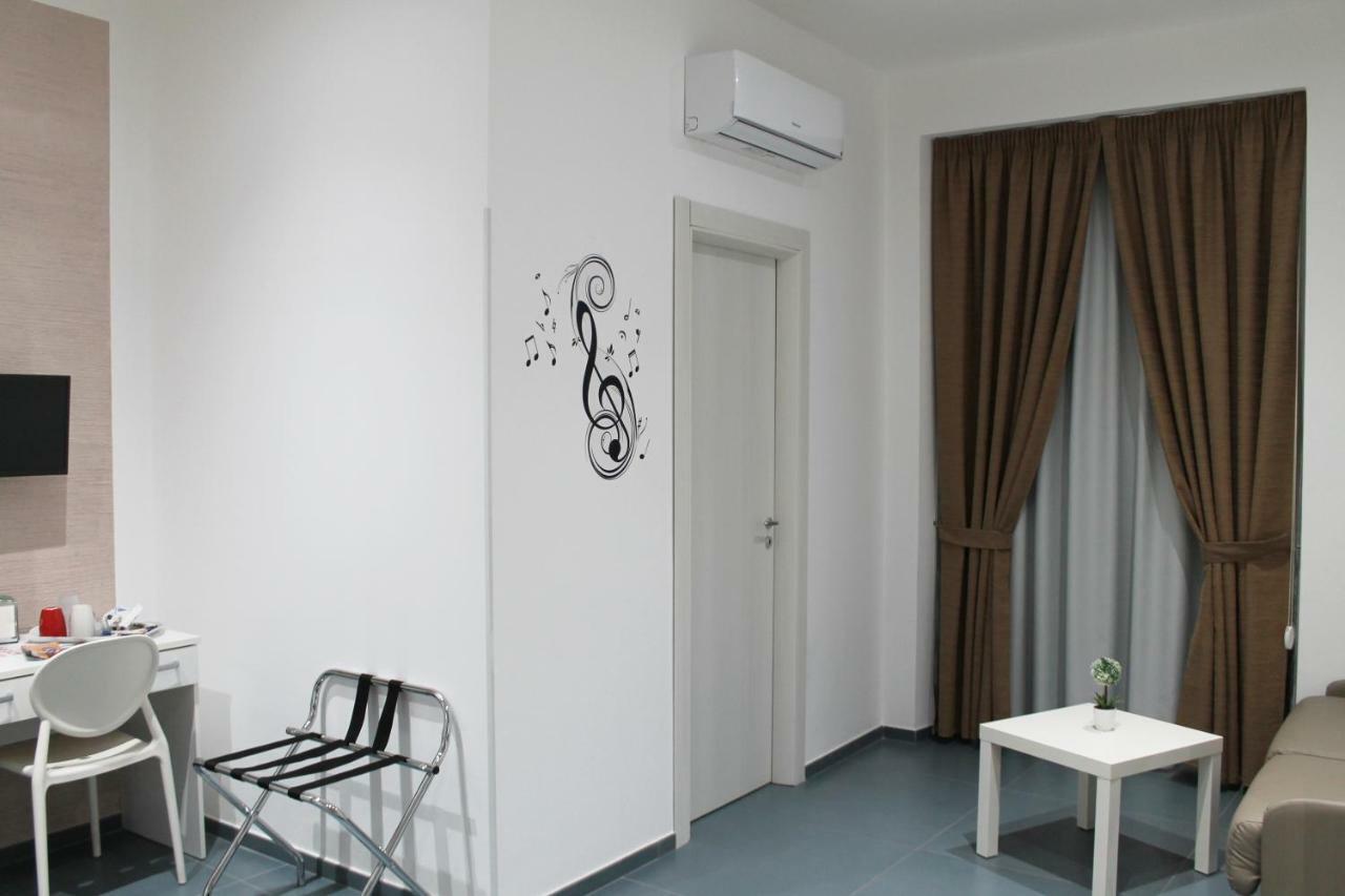 Mascalzone Latino Luxury Rooms Napels Buitenkant foto
